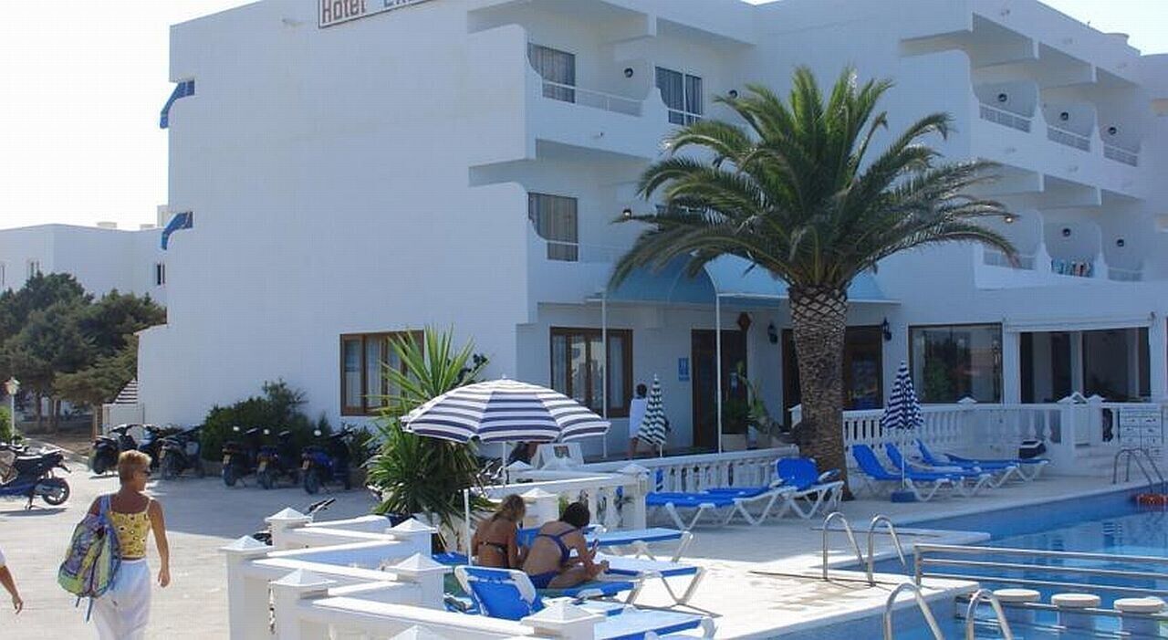 Hotel Lago Playa I Es Pujols Luaran gambar
